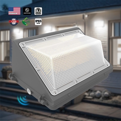 DLC UL Hochwertige 120W Außenwasserdichte LED Wandpack Licht Aluminiumkörper Pohotocell für Zertifizierung Gartenstraße